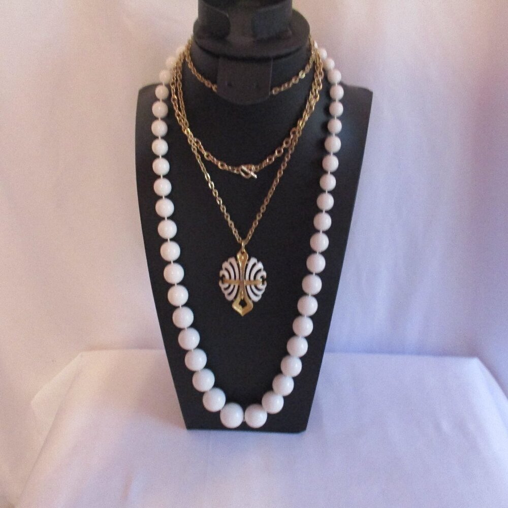 Multi Layered Necklace Lot White Acrylic Beaded Long Gold Tone Jewelry 24 in